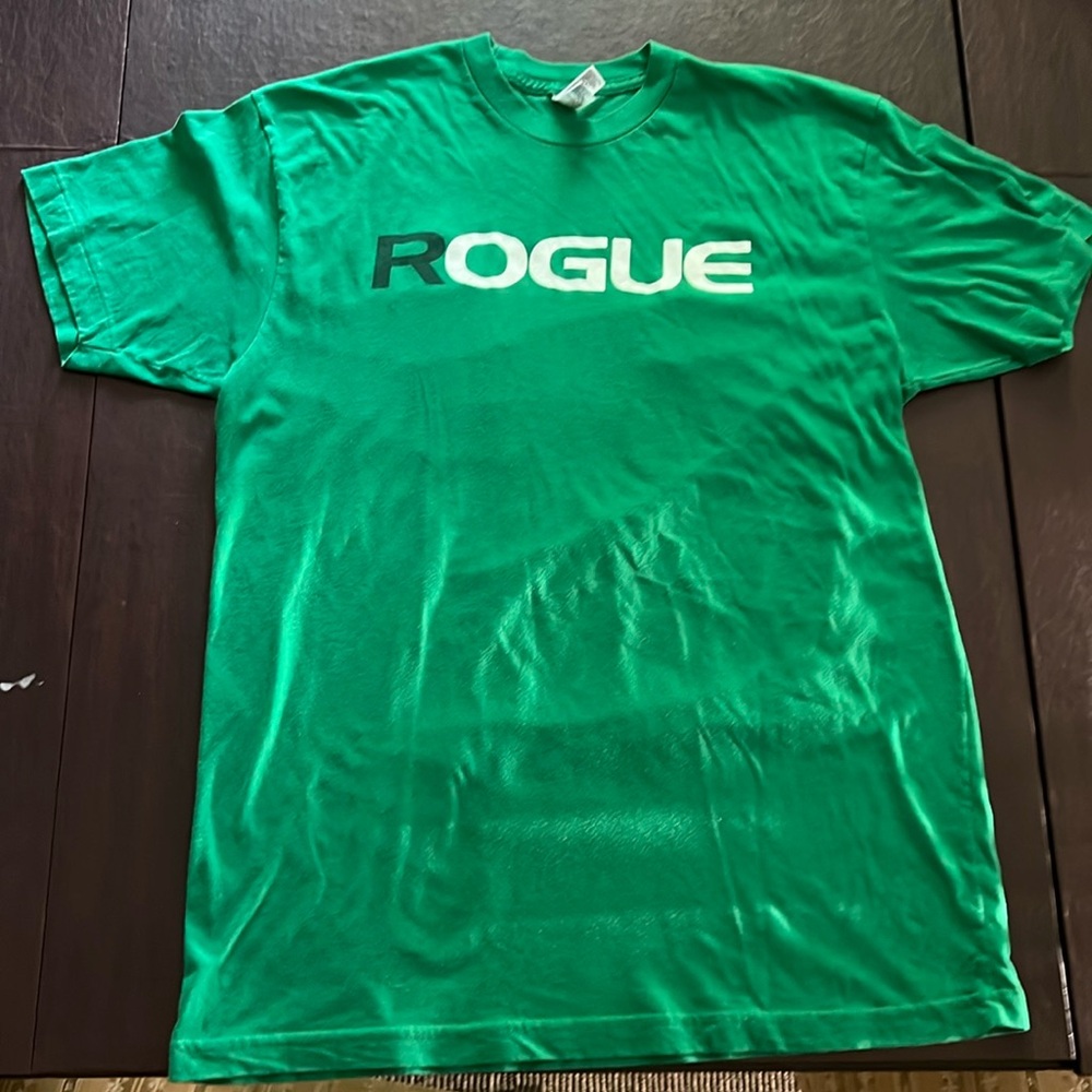 Rogue CrossFit workout shirt. Very good condition.